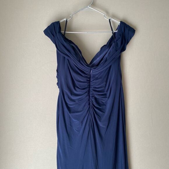 La Femme sz 16 navy blue off shoulder gown NWT - Picture 12 of 13
